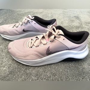 NIKE, Women’s 12 light pink